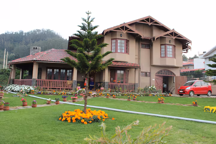 Reuben's Serenity bungalow outside view, Ooty